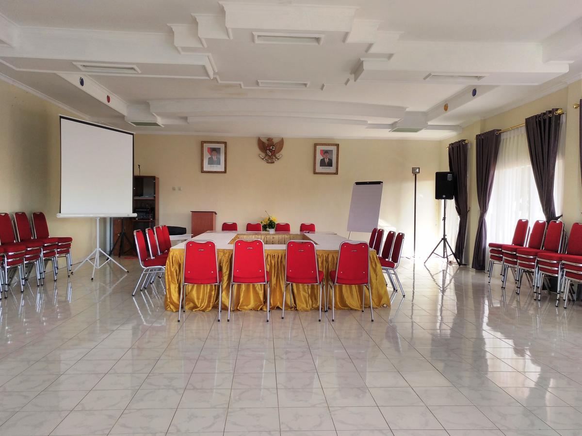 Asia Jaya By Lakers Hotel Sarangan Exterior foto